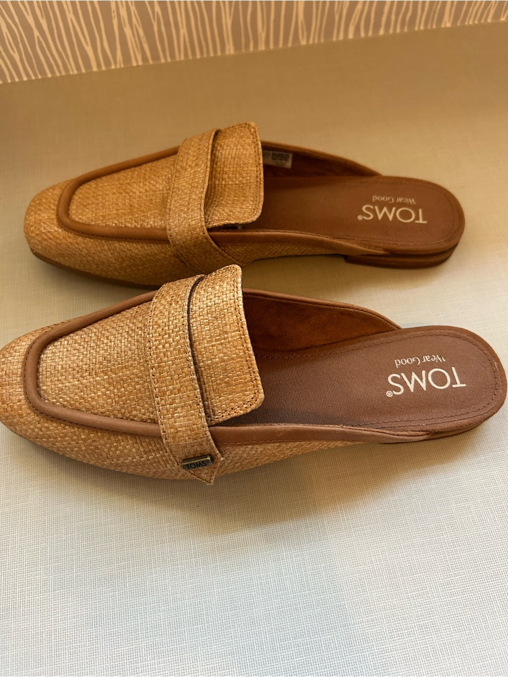 TOMS Tan Raffia Slip-On Mules - Picture 3 of 8